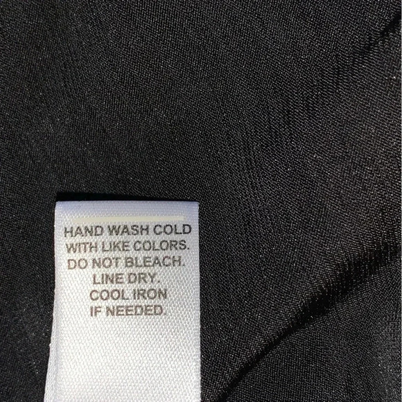 Cato Blouse Plus Size 26W 28W Black Beaded Neckline Asymmetrical Hem Top Flowy - Picture 7 of 7